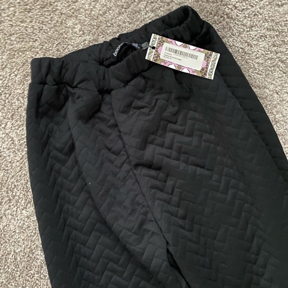 Boohoo Quilted Oversized Joggers - Picture 5 of 7